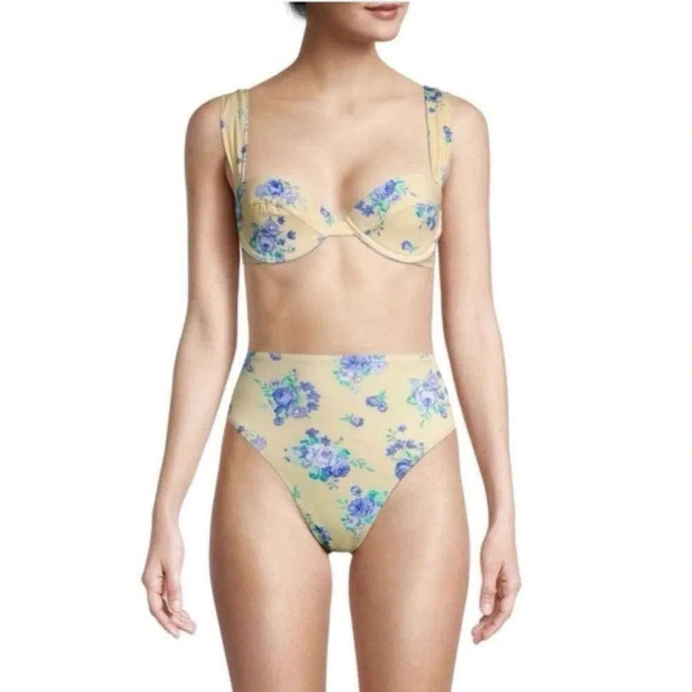 Weworewhat Bikini Top